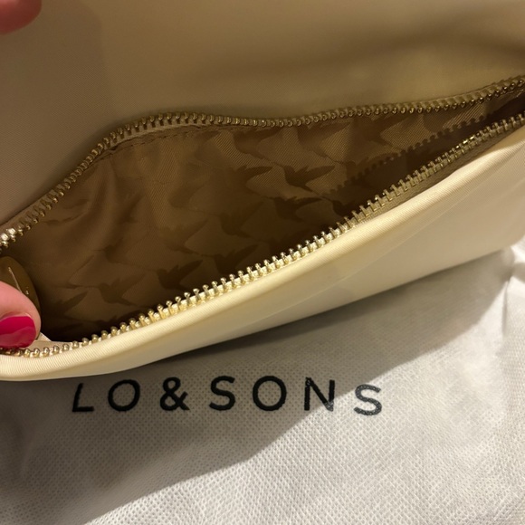 Lo & Sons Nouvelle nylon crossbody bag EUC - Picture 7 of 16